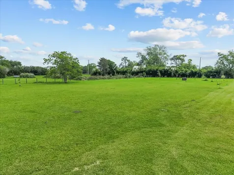 818 Louisiana Avenue League City TX 77573