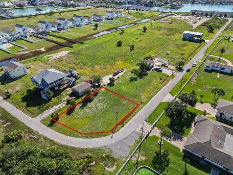 Lot 2 105th Street Galveston TX 77554