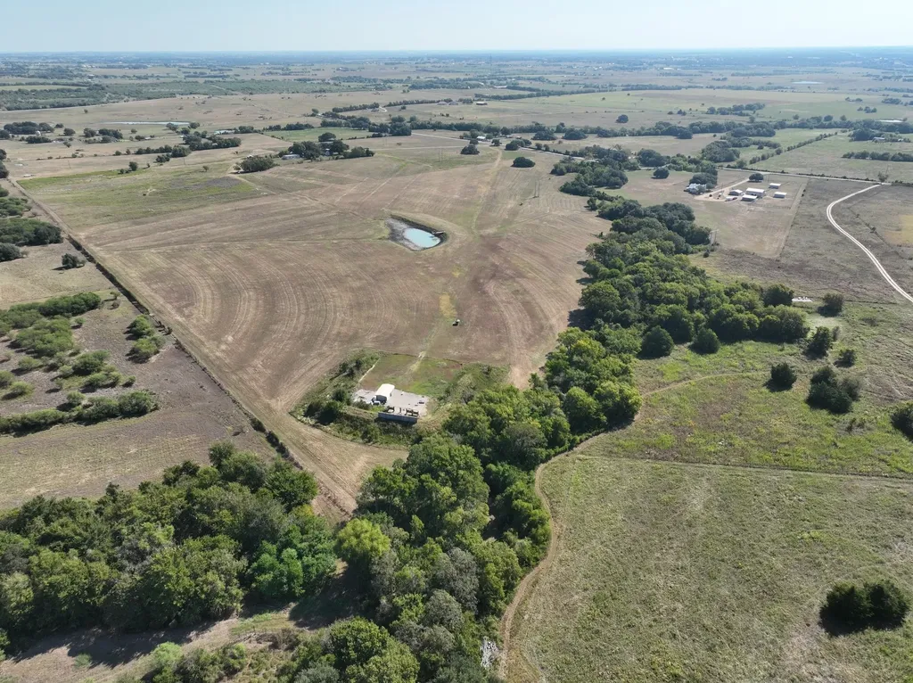 86 Acres Ganske Road Burton TX 77835