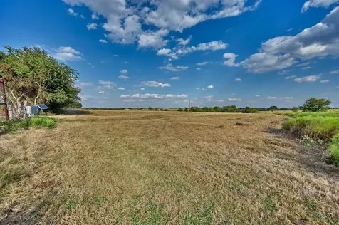 86 Acres Ganske Road Burton TX 77835