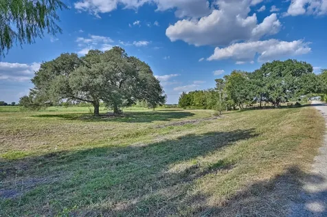 86 Acres Ganske Road Burton TX 77835