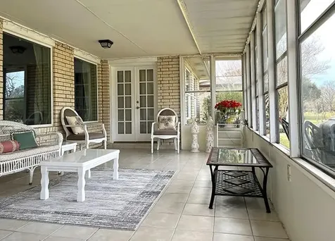 2735 S Peach Hollow Circle Pearland TX 77584