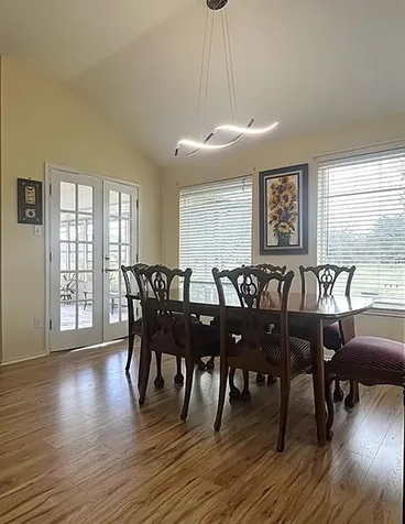 2735 S Peach Hollow Circle Pearland TX 77584