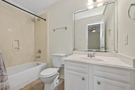 15 Wick Willow Road Montgomery TX 77356