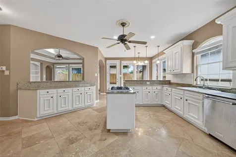 15 Wick Willow Road Montgomery TX 77356