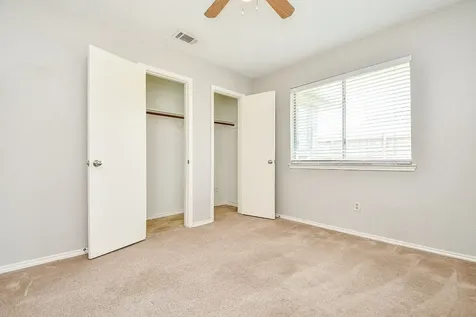 2018 Creek Valley Lane Sugar Land TX 77478