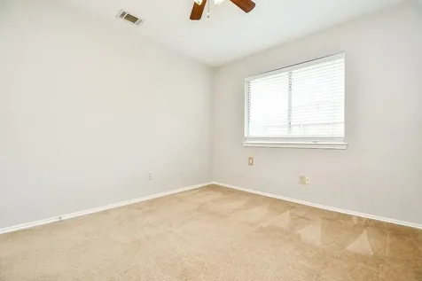 2018 Creek Valley Lane Sugar Land TX 77478