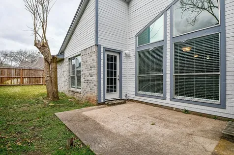 2018 Creek Valley Lane Sugar Land TX 77478