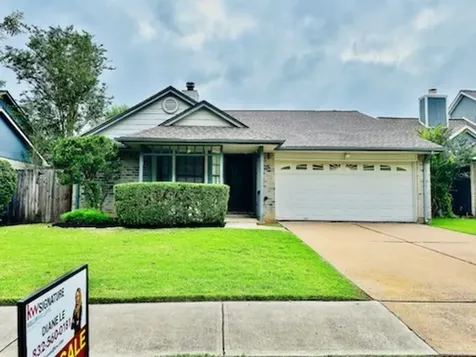2018 Creek Valley Lane Sugar Land TX 77478