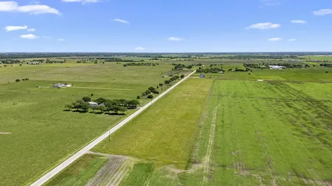 002 County Road 207 East Bernard TX 77435