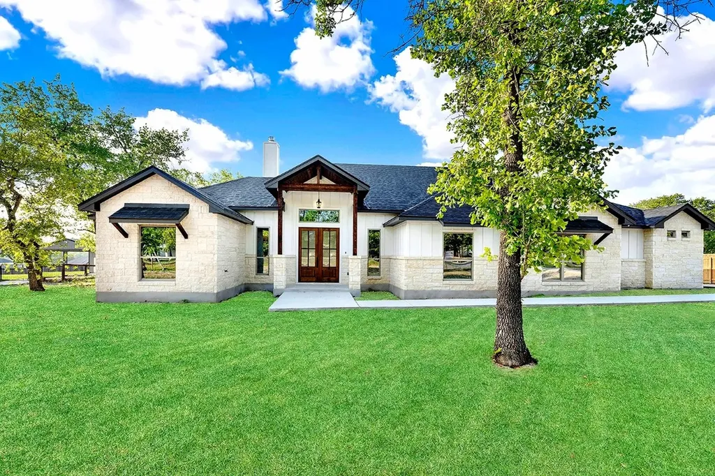 249 Cibolo Way La Vernia TX 78121