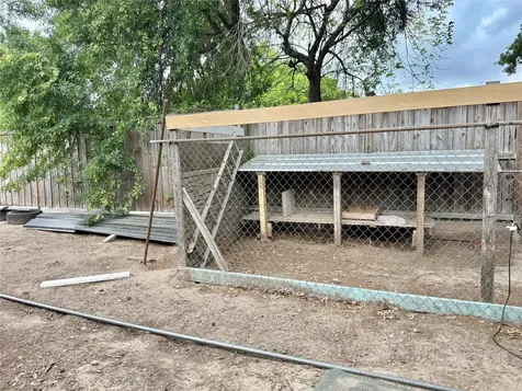 8911 Lazy River Lane Houston TX 77088