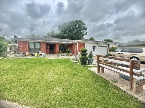 8911 Lazy River Lane Houston TX 77088