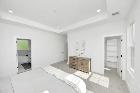 2424 Harrington Street Houston TX 77026
