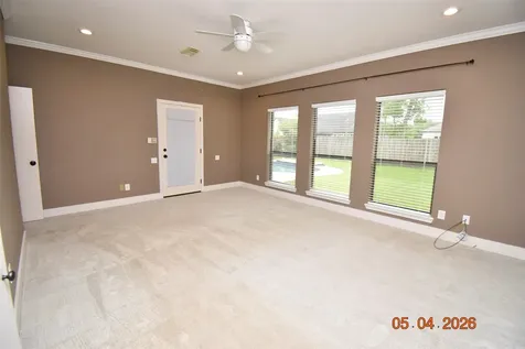 421 Creekside Drive League City TX 77573
