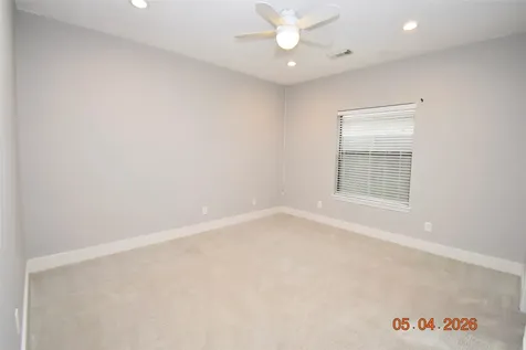421 Creekside Drive League City TX 77573