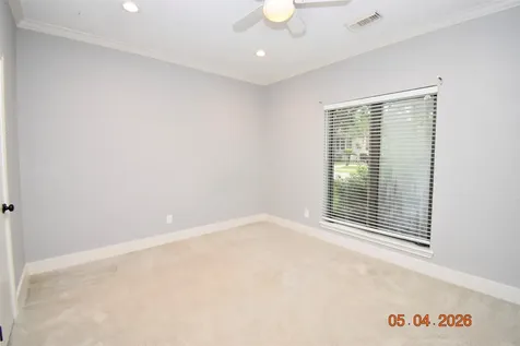421 Creekside Drive League City TX 77573