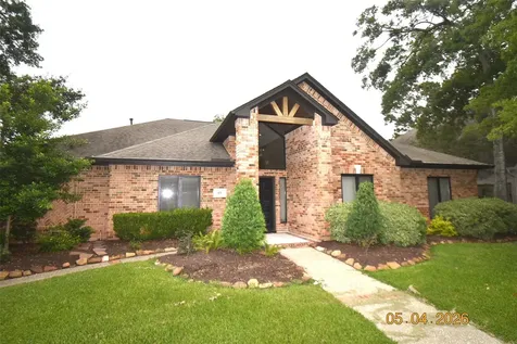 421 Creekside Drive League City TX 77573
