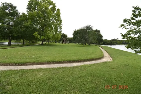 421 Creekside Drive League City TX 77573