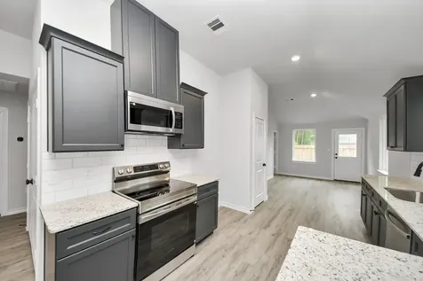 18728 Loom Drive Conroe TX 77306