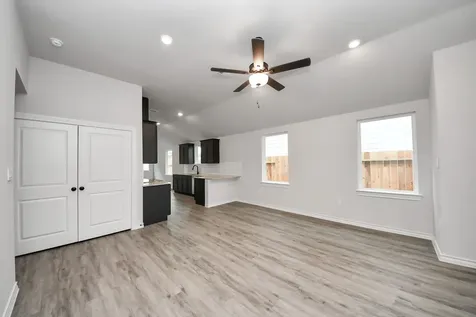 18728 Loom Drive Conroe TX 77306