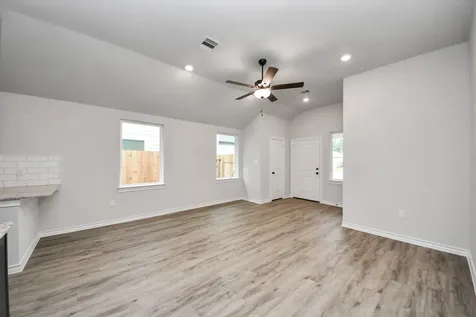 18728 Loom Drive Conroe TX 77306