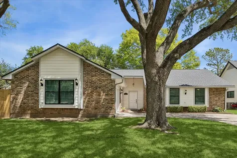 15403 Woodcote Court Houston TX 77062