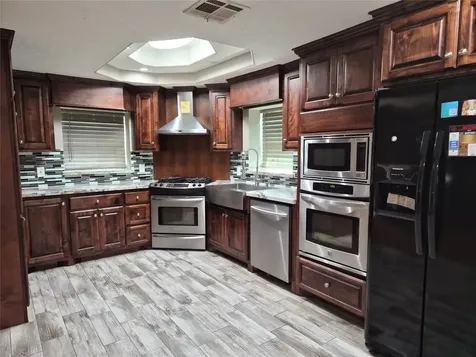 209 Florence Street Orange TX 77630