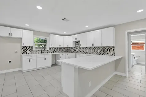 206 Mockingbird Lane Pasadena TX 77502