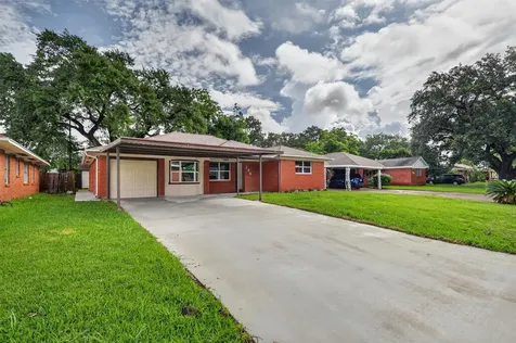 206 Mockingbird Lane Pasadena TX 77502