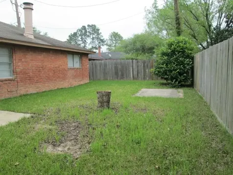 811 Whispering Pine Drive Missouri City TX 77489