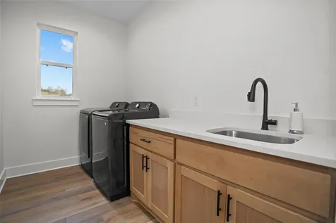 190 Shady Oaks Drive Hudson TX 75904