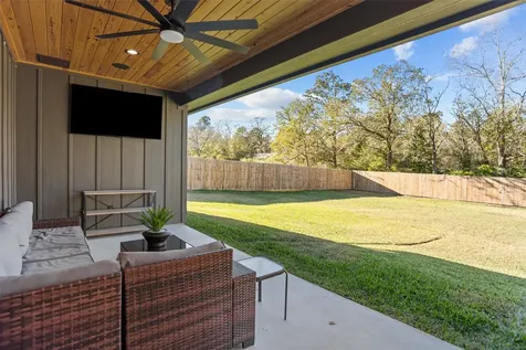190 Shady Oaks Drive Hudson TX 75904