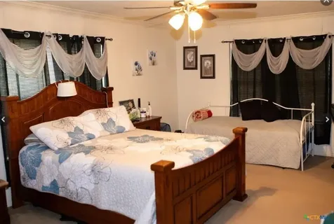 904 Carroll Drive Yoakum TX 77995