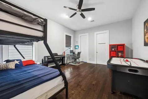 1959 Portsmouth Street Houston TX 77098