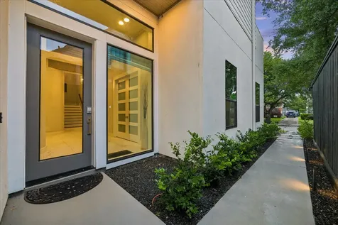 1959 Portsmouth Street Houston TX 77098