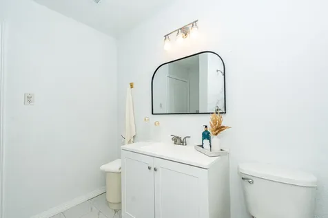 2002 Nottingham Street Pasadena TX 77502