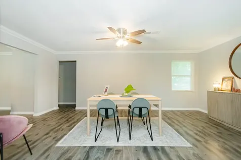 2002 Nottingham Street Pasadena TX 77502