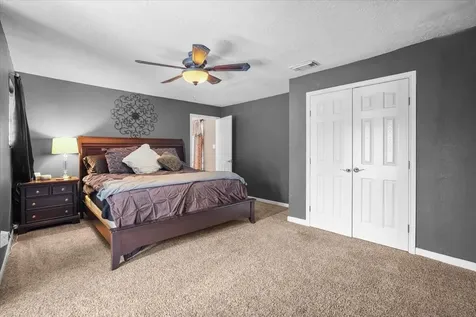 1622 W Hedgecroft Drive El Lago TX 77586