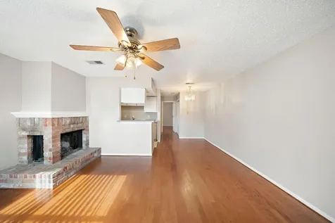 7402 Alabonson Road 506 Houston TX 77088