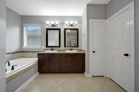 12935 Northpointe Bend Drive Tomball TX 77377