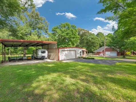 689 Cr 771 Nacogdoches TX 75964