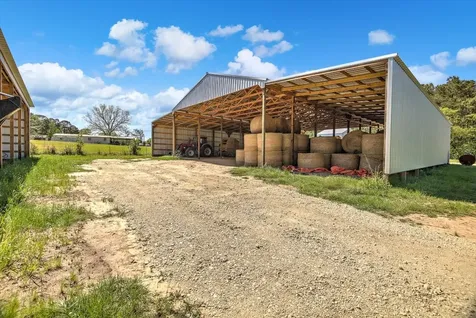 135 A J Murry Road Cleveland TX 77328