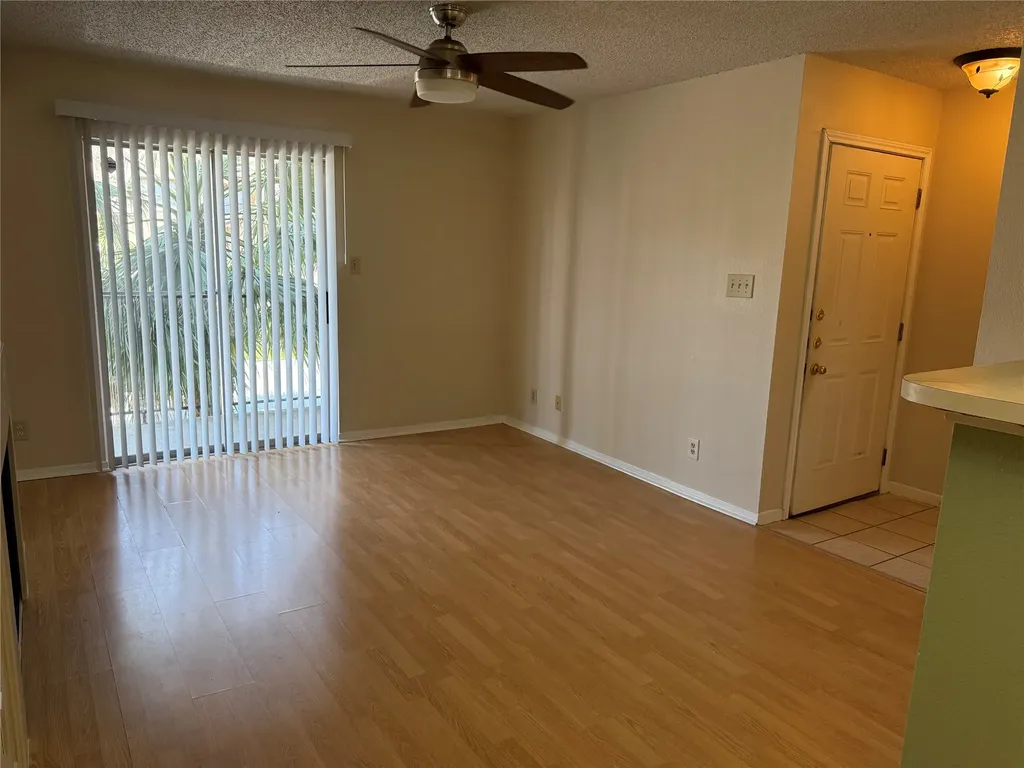 2121 Hepburn Street 1102 Houston TX 77054