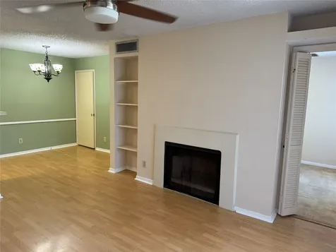 2121 Hepburn Street 1102 Houston TX 77054
