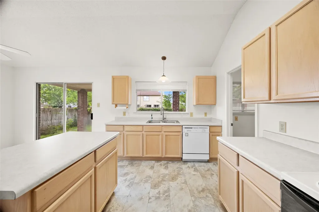 331 Stone Point New Braunfels TX 78130