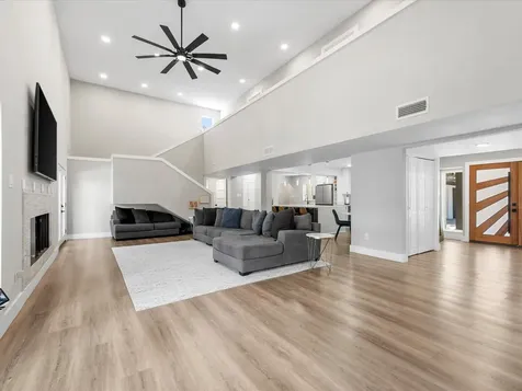 8202 Argentina Street Jersey Village TX 77040