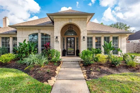 2355 Golden Shores Lane League City TX 77573
