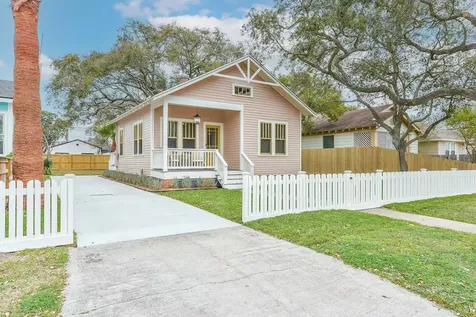 4616 Avenue O 1/2 Galveston TX 77551