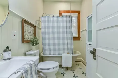 4616 Avenue O 1/2 Galveston TX 77551